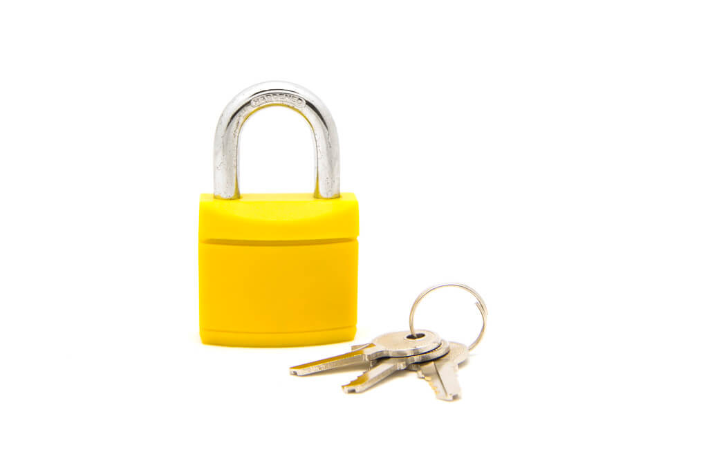 Lot of 6 Yellow Managers Lock Keyed Alike Manager's Locks SP-7140 